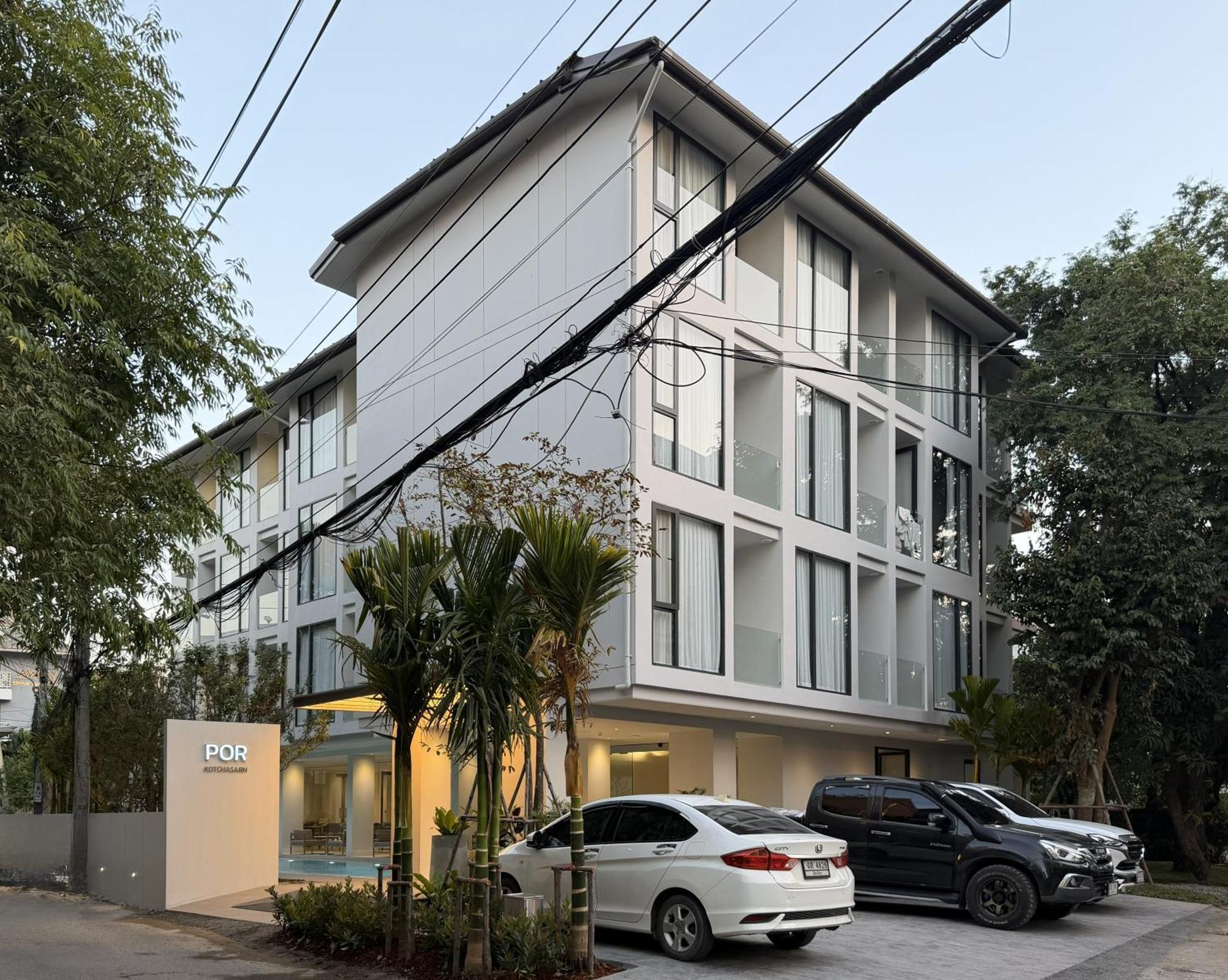 Por Kotchasarn, Chiang Mai